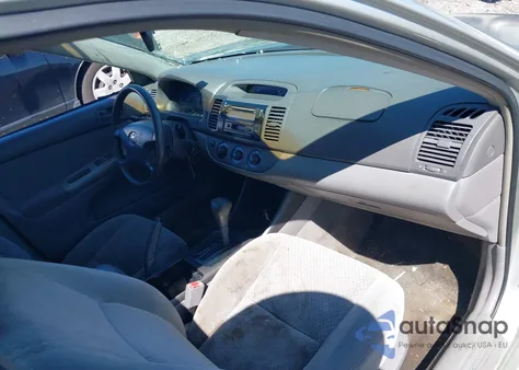 2003 Toyota Camry Le z USA, uszkodzony, nr VIN 4T1BE32K43U767501